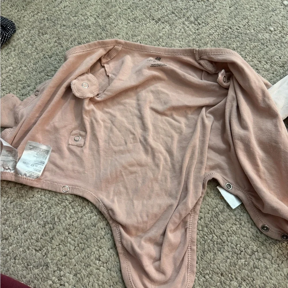 Lot of 3 baby onezee Sz 9 months Carter’s H&M
